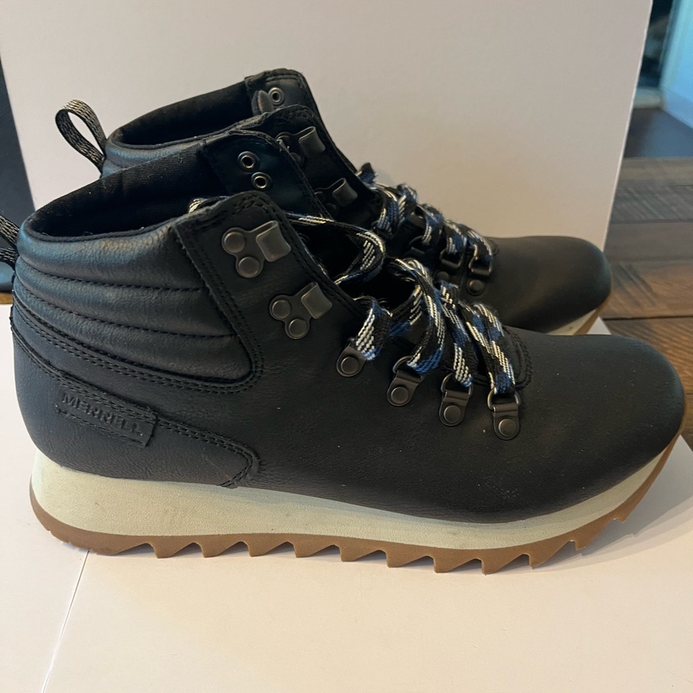 Merrell Alpine hiker boots